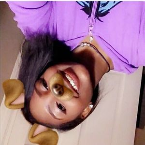 Meet your Posher, Khai